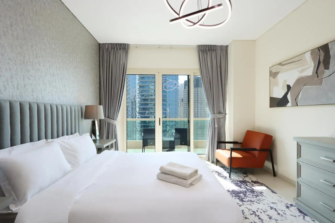 Apartment Livbnb - 2Br Tranquility W/ Sea And Ain View Dubai