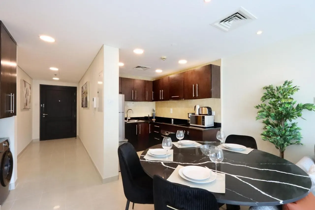 Apartment Livbnb - 2Br Tranquility W/ Sea And Ain View Dubai