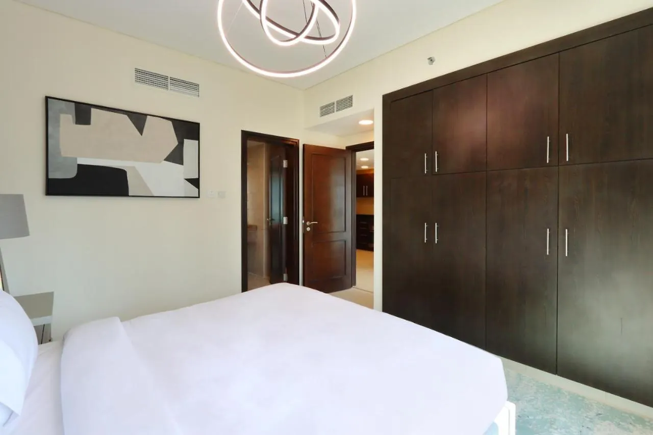 Livbnb - 2Br Tranquility W/ Sea And Ain View Dubai Apartment