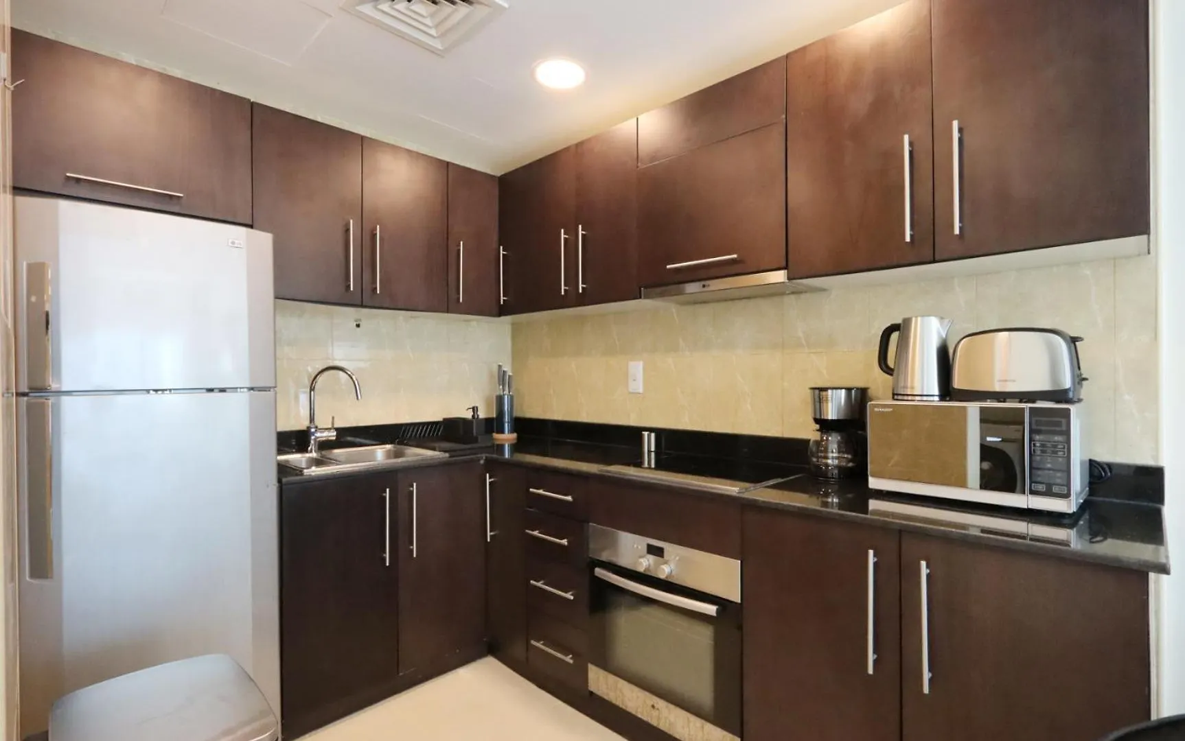 Livbnb - 2Br Tranquility W/ Sea And Ain View Dubai